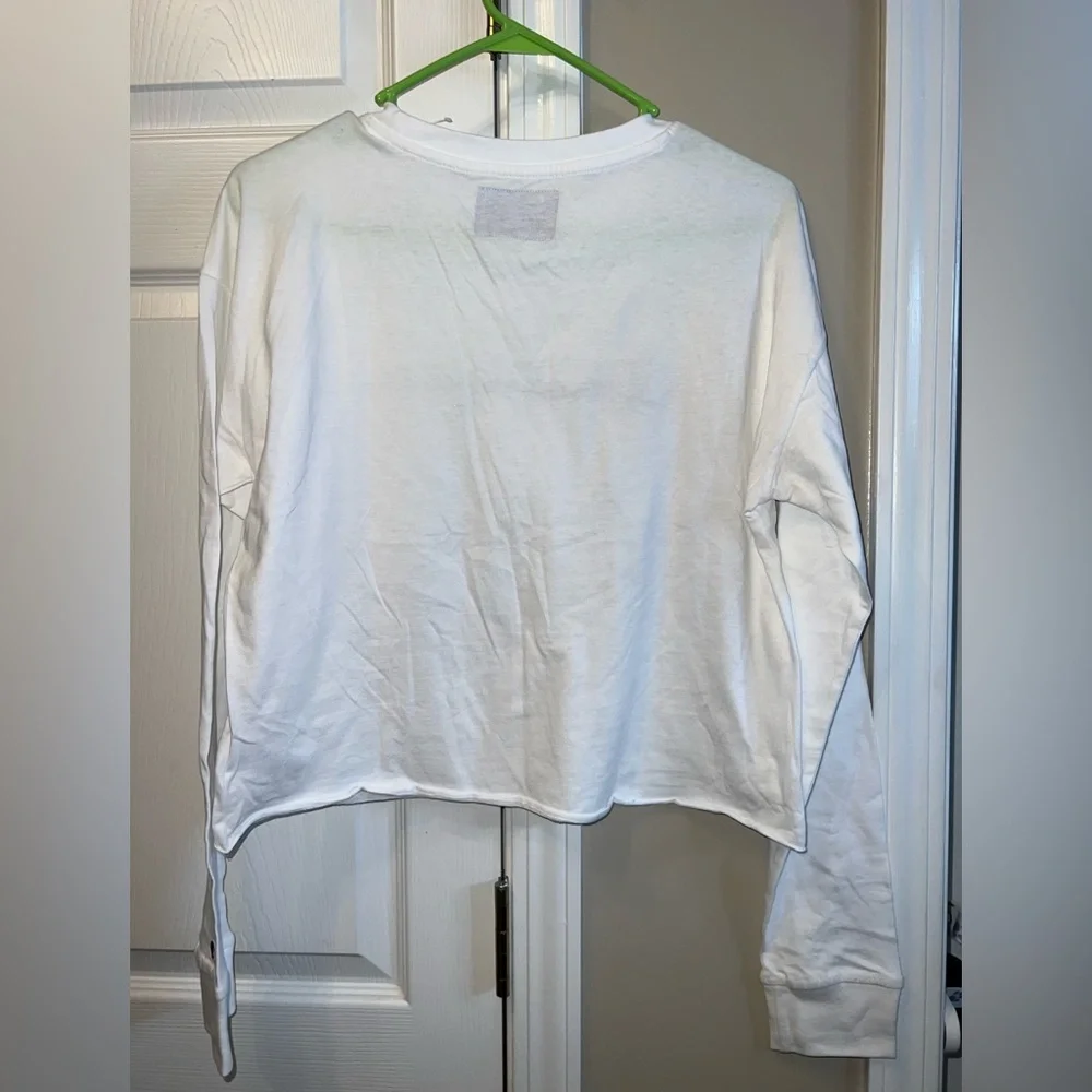 Brand new with tags Women’s cropped champion long sleeve tee size M - Picture 4 of 4